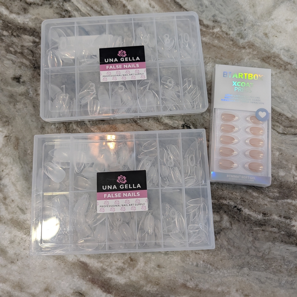 UNA GELLA Clear False Nail Sets + Nude Press-On Nails